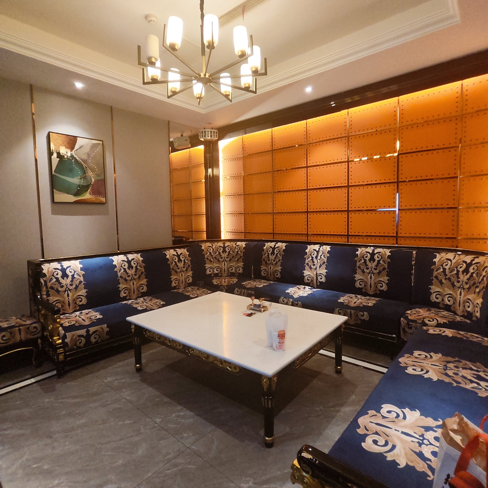 吉安商务KTV：商务KTV有没有可预订？-井冈山市ktv预定